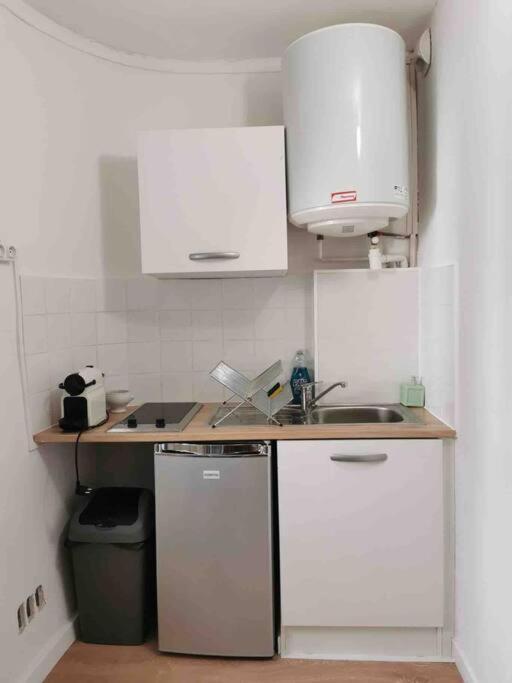 Studio Au Centre Ville De Montpellier, Tram & Wifi Екстериор снимка