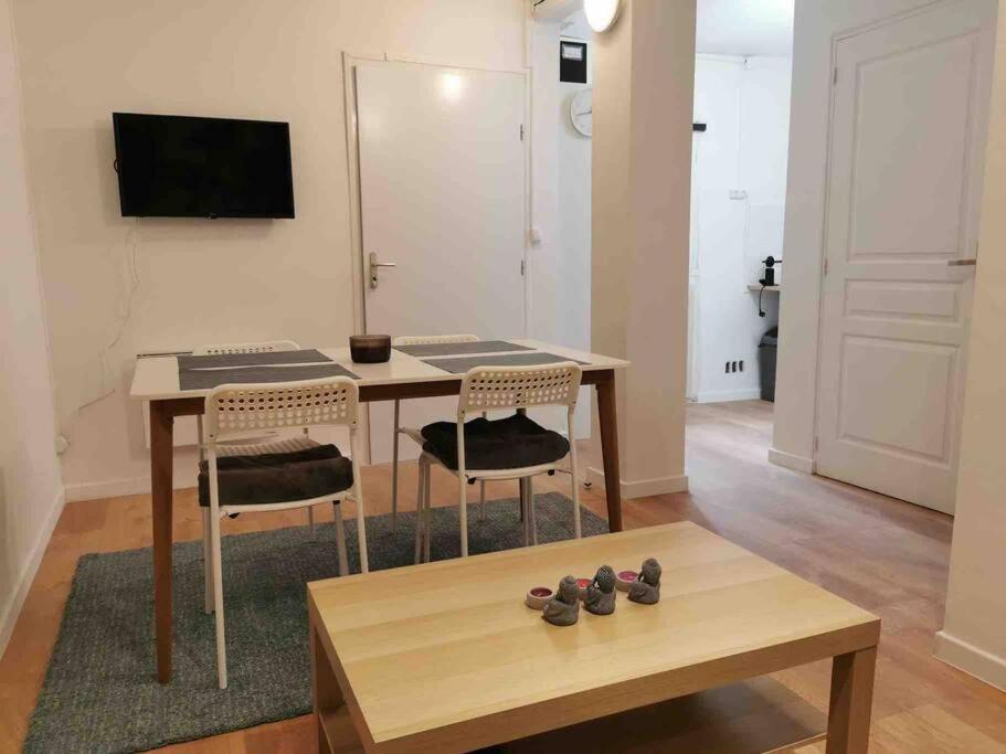 Studio Au Centre Ville De Montpellier, Tram & Wifi Екстериор снимка